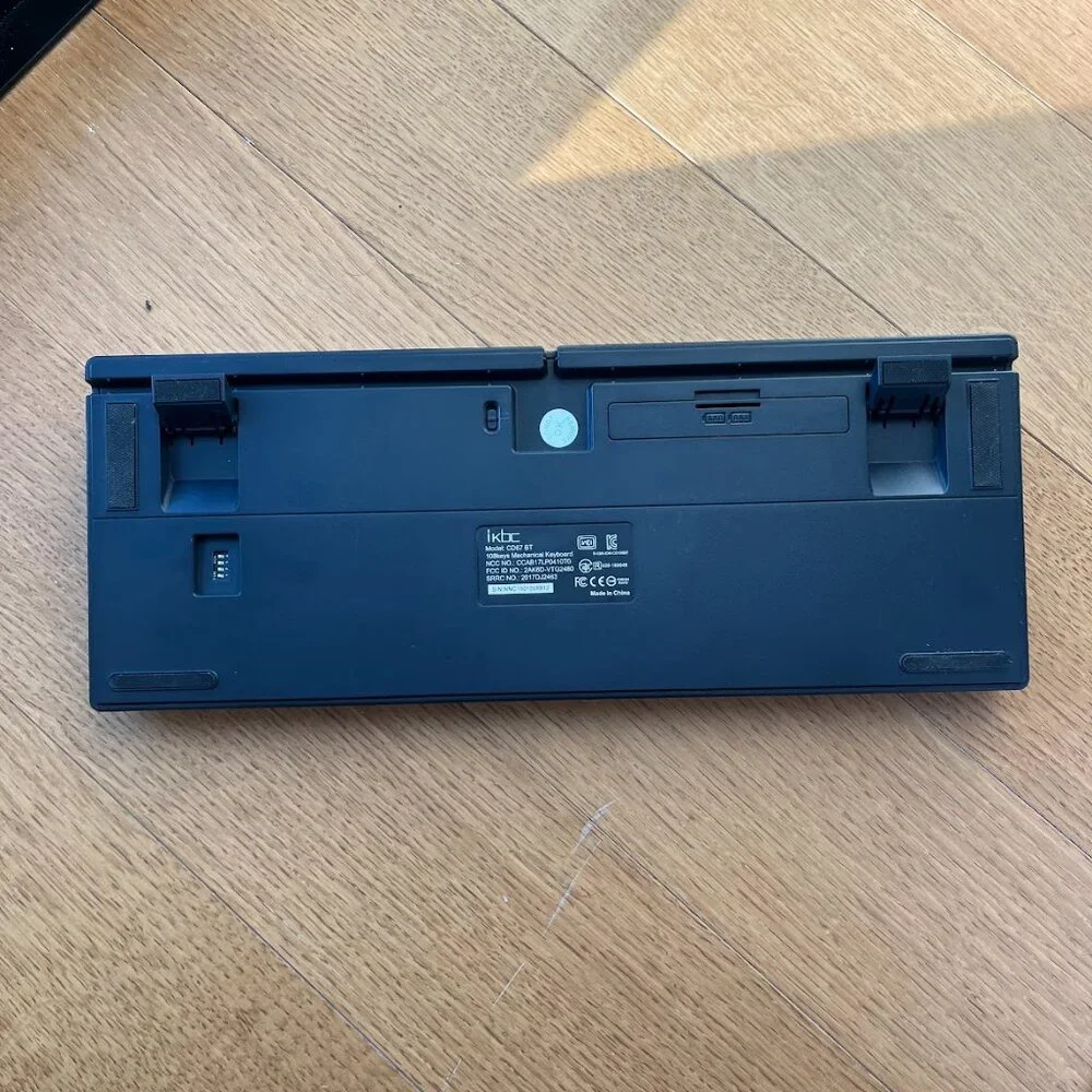 iKBC CD87BT Wired + Wireless 2 in 1 Mechanical Keyboard